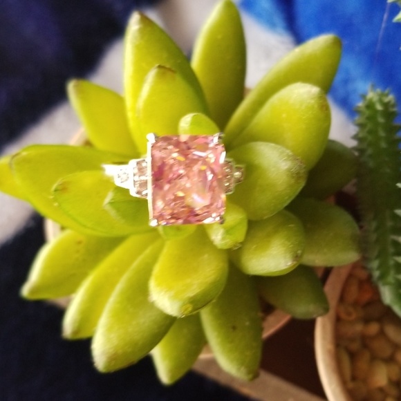 Pink Topaz Ring - Picture 4 of 4